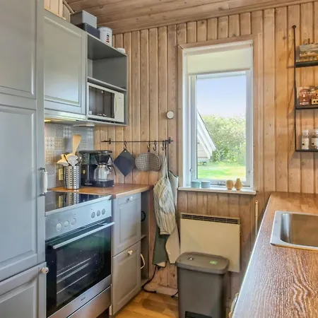 Дом отдыха Sari - 600m From The Sea By Interhome *