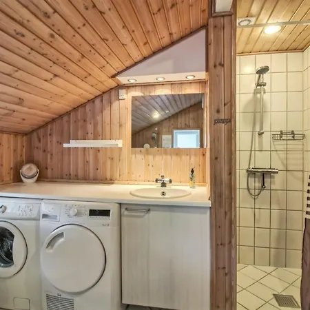 Sari - 600m From The Sea By Interhome Feriehus